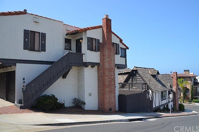 1st image of 2519 Bayview Dr