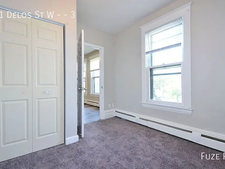 61 Delos St W #3 — Photo 9