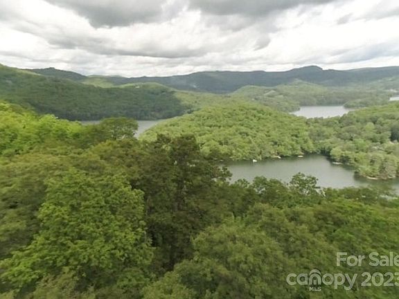 3rd image of 35 Greycliff Mountain Dr