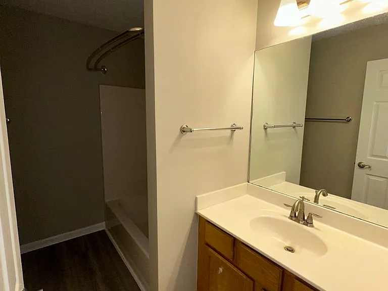 3929 Pinoak View Ct — Photo 18