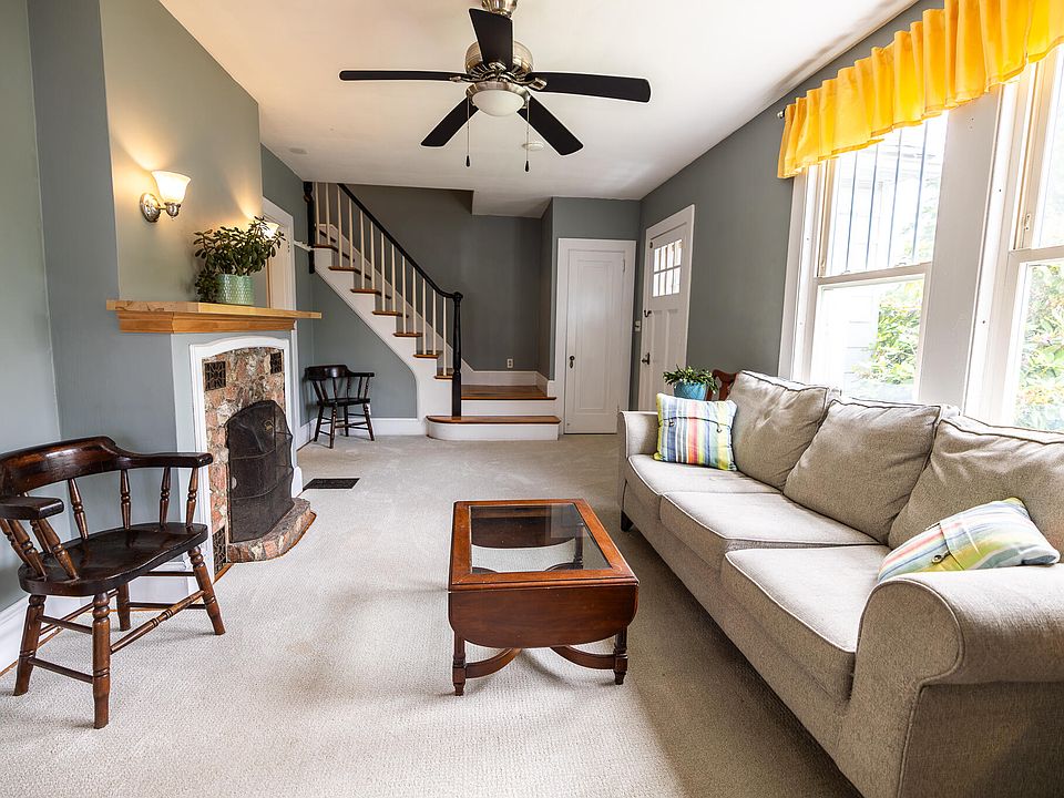 1st image of 20 Fairlawn Avenue