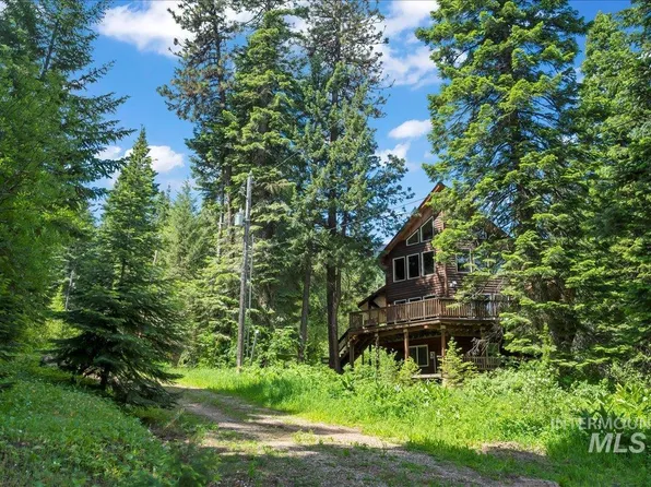 26 Syringa Dr, Garden Valley, ID 83622