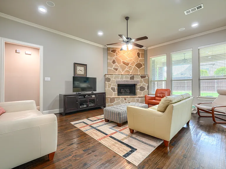 14839 Story Ln — Photo 43