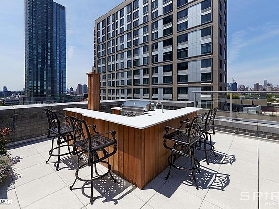 3rd image of 4129 24th St APT 6F