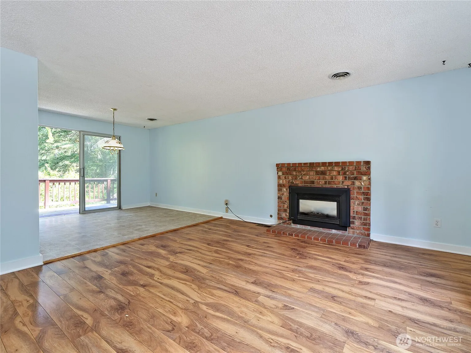 3 bed, 1.0 bath, $2,600 — Photo 3