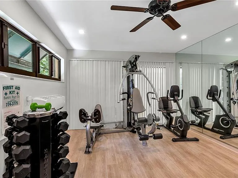 577 Beachwalk Cir #R-202 — Photo 34