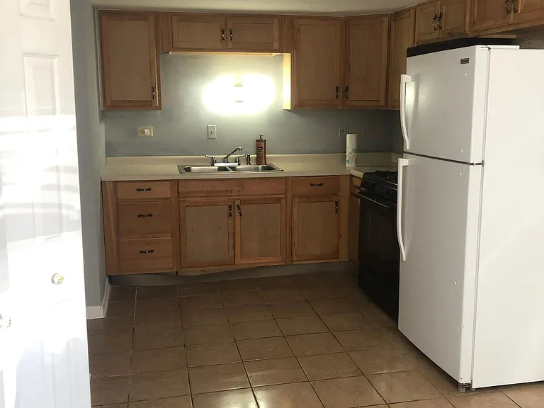 7830 W 79th Pl #1W — Photo 4