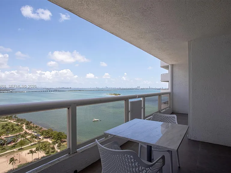 1717 N Bayshore Dr #A-2740 — Photo 21