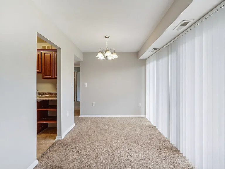 Andrews Ridge Apartments — Photo 10