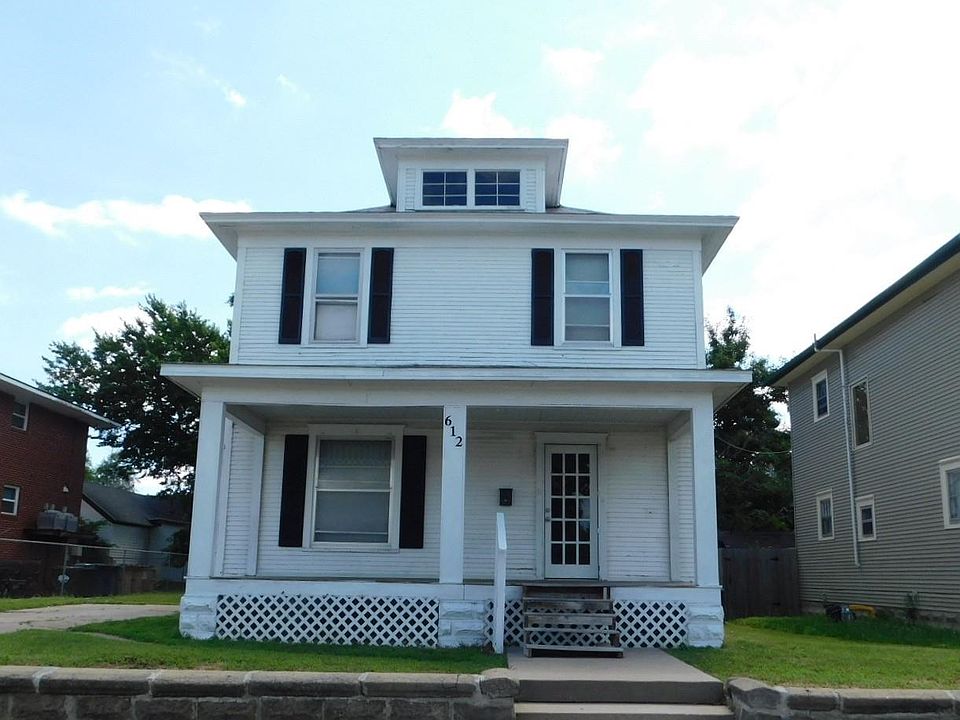 1st image of 612 N Walnut St