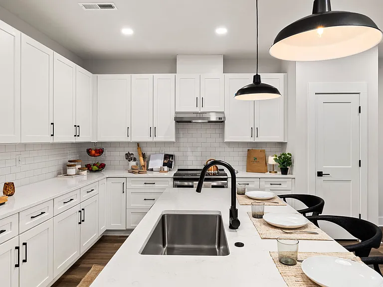 HARMON Jefferson Village by Crescent Communities — Photo 10
