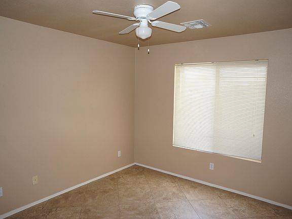 4th image of 2951 E La Costa Dr
