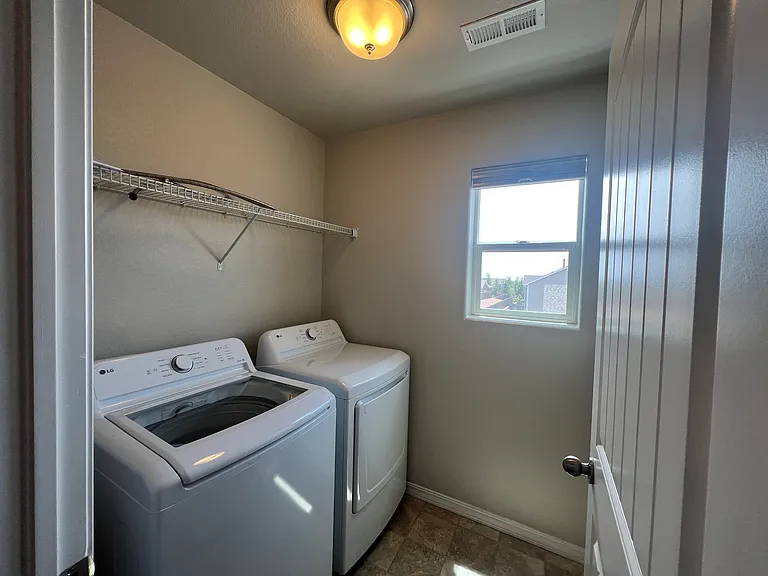 7703 Sangalo Grv — Photo 14
