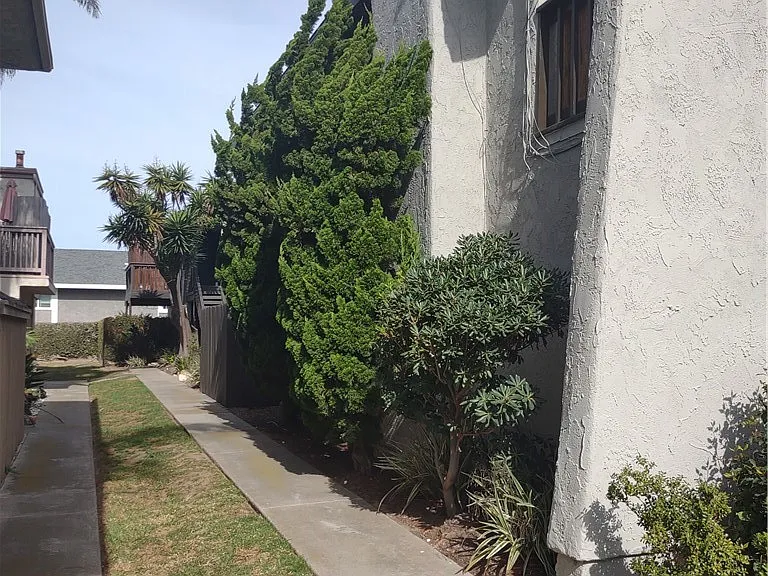 4921 Charlene Cir — Photo 1