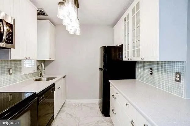 1606 W Abingdon Dr — Photo 4