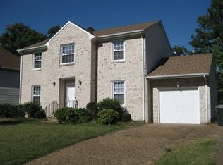 879 Garrow Rd, Newport News, VA 23608