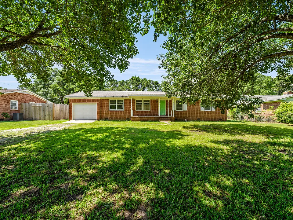 513 Mohican Trl