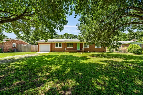 513 Mohican Trl Photo 1