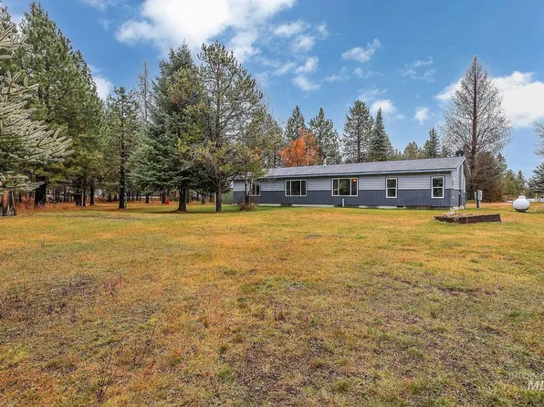 158 Boulder Pl, Donnelly, ID 83615