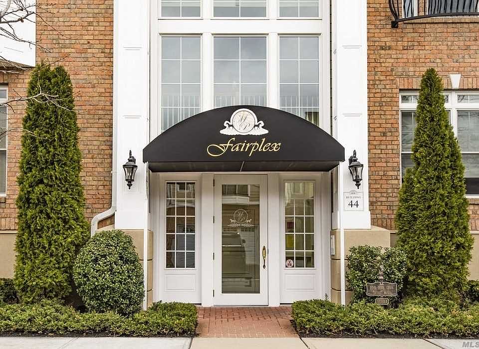 1st image of 100 Shady Ln
