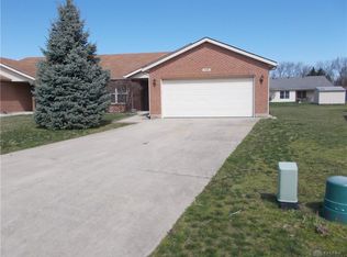 123 Brumbaugh Ct, Englewood, OH