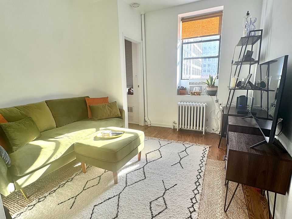 1st image of 1229 1st Ave APT 16