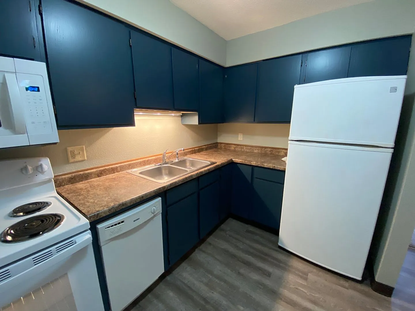 Clearwater River Apartments — Photo 2