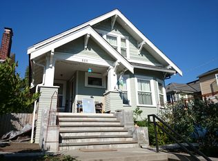 527 22nd Ave E, Seattle, WA 98112