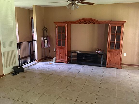 3rd image of 9935 Buena Vista Dr