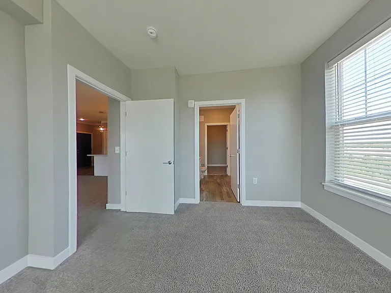 Allure Apartments — Photo 75