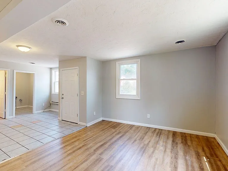 7023 Clark Ave — Photo 8
