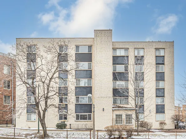 4976 N Milwaukee Ave APT 401, Chicago, IL 60630