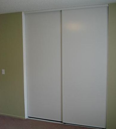2nd image of 2801 Desert St #A