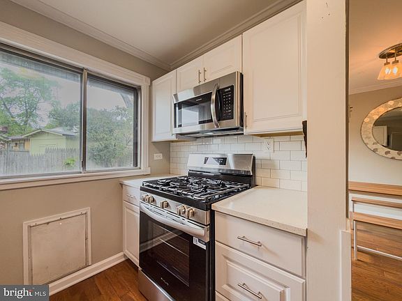 4th image of 14900 Hydrus Rd