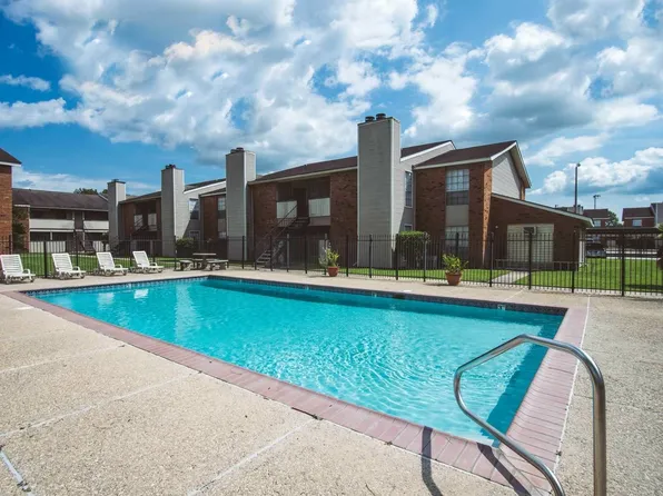 Summer Place Apartments
