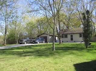 26813 98th St, Trevor, WI 53179