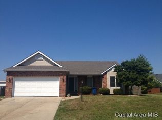 409 Eagle Rdg, Chatham, IL 62629