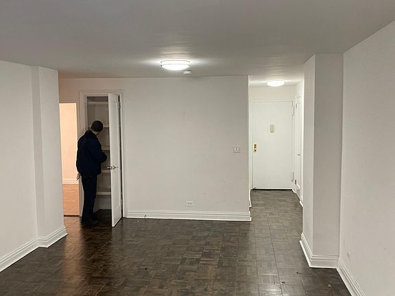 2nd image of 1 W 15th St