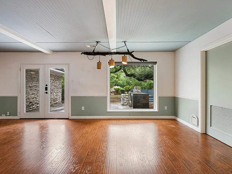 1003 Minda Dr — Photo 12