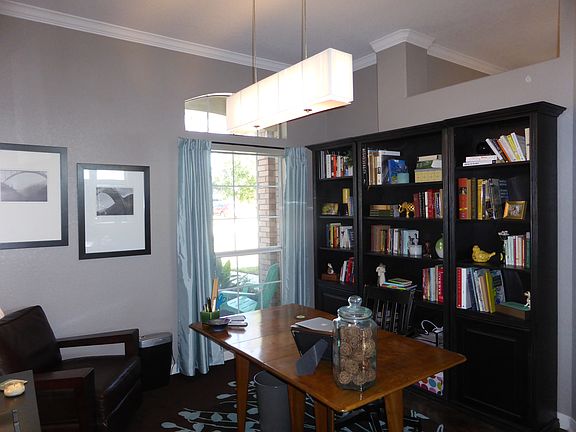 5th image of 2619 Meadow Wood Dr