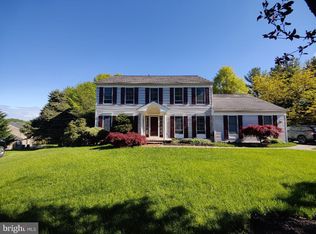 114 E Bridle Path, Hockessin, DE 19707