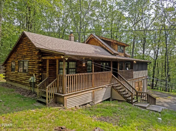 105 Alta Ln, Tafton, PA 18464