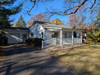 913 Lawndale St, Ludington, MI, 49431