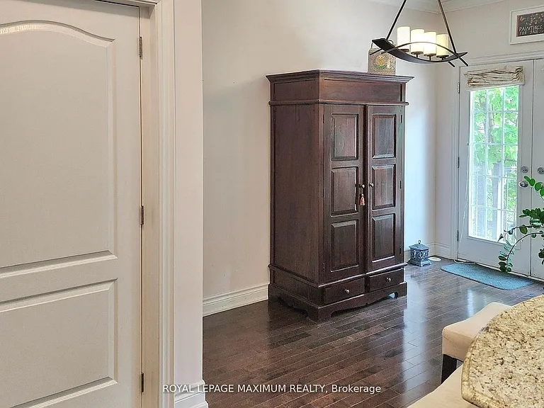 9 Flook Ln — Photo 16