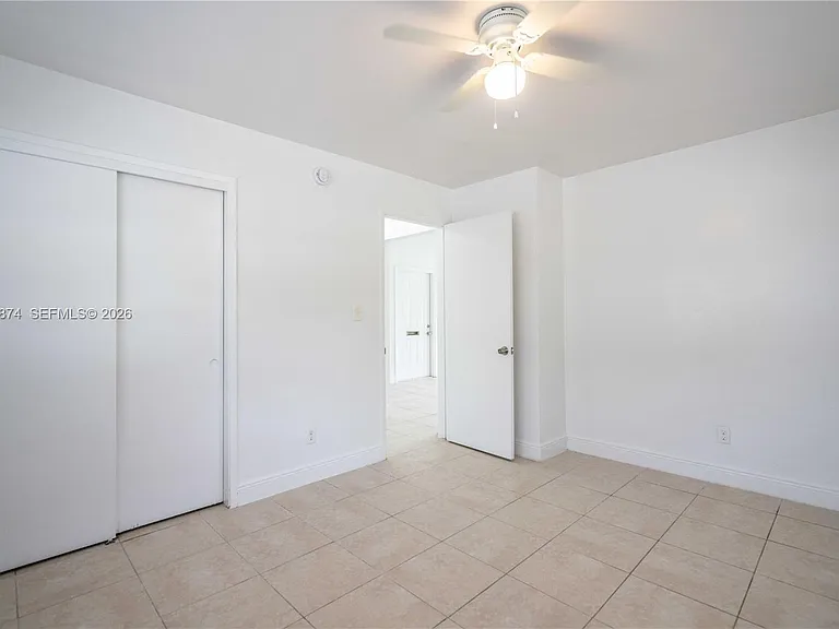 1812 NE 20th Ave #1 — Photo 12
