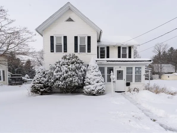 111 Lincoln St, Wayland, NY 14572