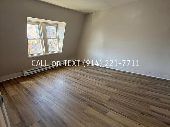 5th image of 28 Vineyard Ave #1&2