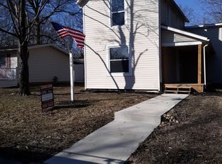 710 W 8th St, Marysville, OH
