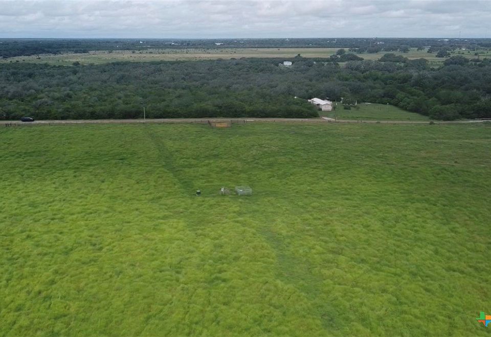 1st image of 901 Walker Rd