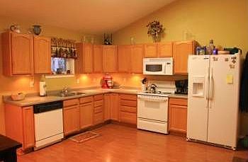 3rd image of 2970 Drum Ave